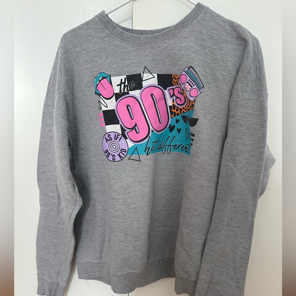 90s sweatshirt